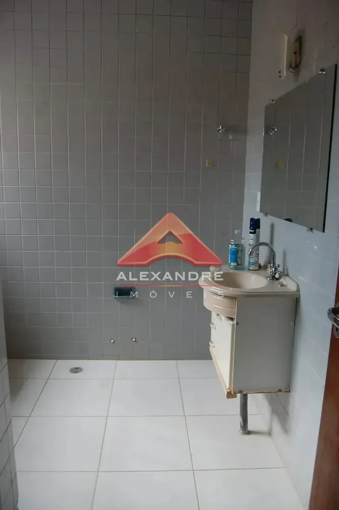 Casa, 3 quartos, 251 m² - Foto 5
