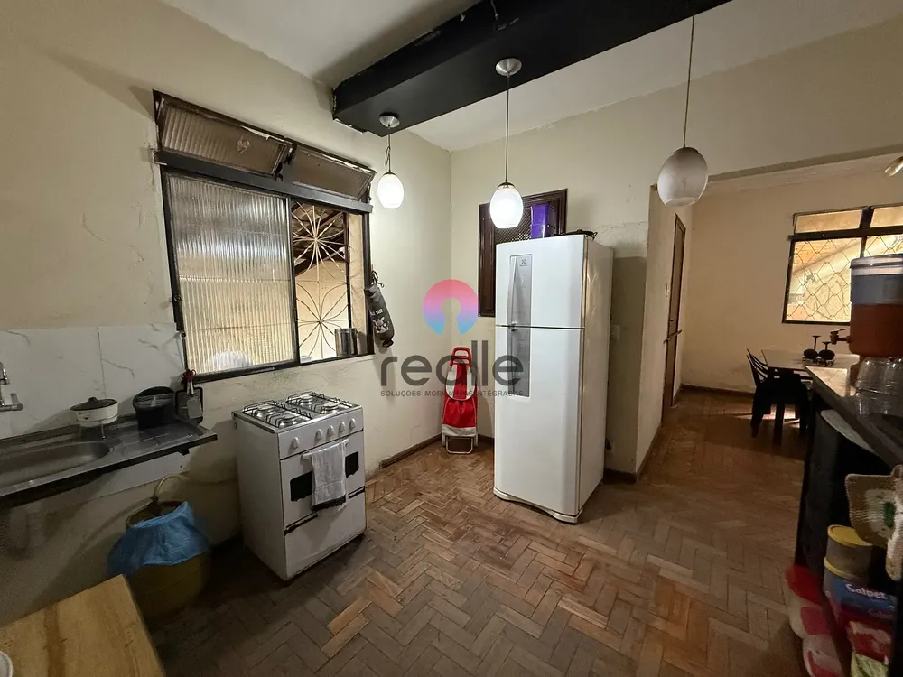 Casa, 1 quarto, 237 m² - Foto 2