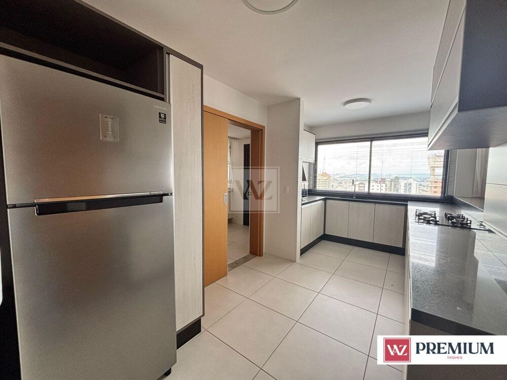 Apartamento à venda e aluguel com 3 quartos, 230m² - Foto 2