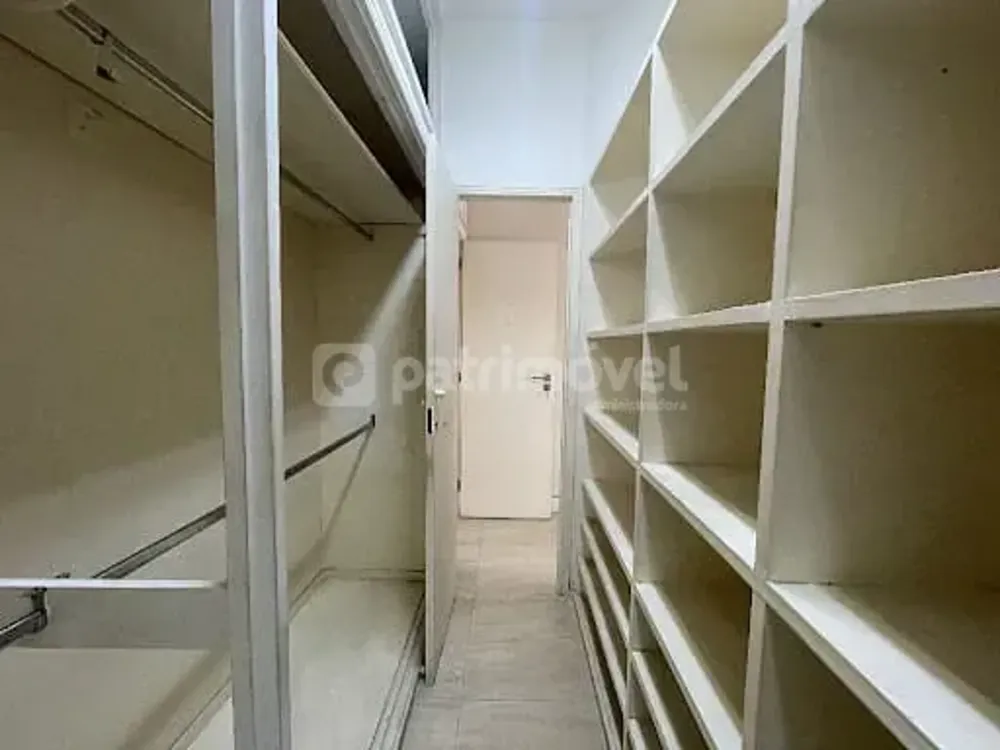 Apartamento, 3 quartos, 206 m² - Foto 2