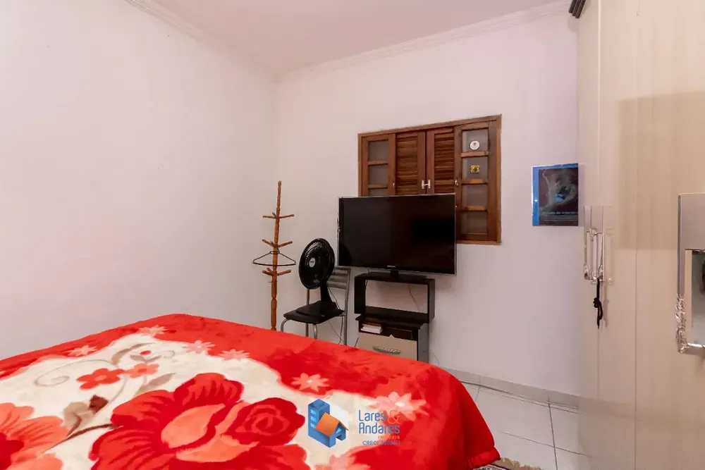 Casa, 3 quartos, 252 m² - Foto 2