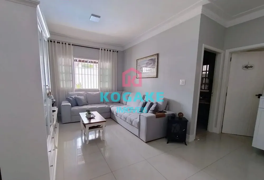 Casa, 3 quartos, 180 m² - Foto 2