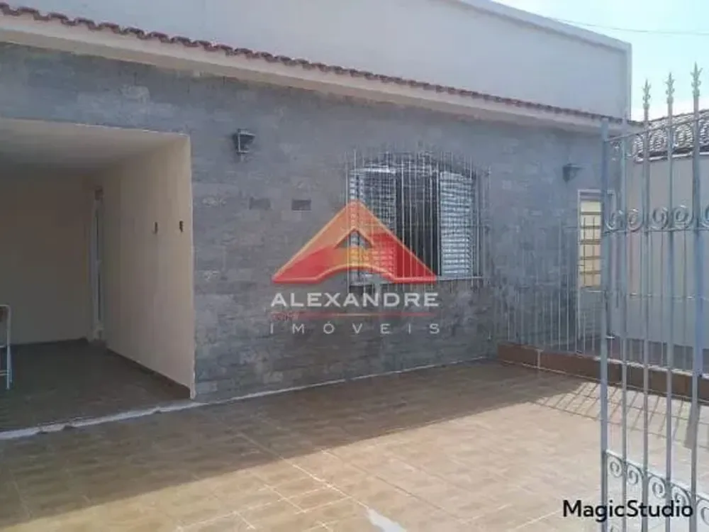 Casa, 3 quartos, 169 m² - Foto 1