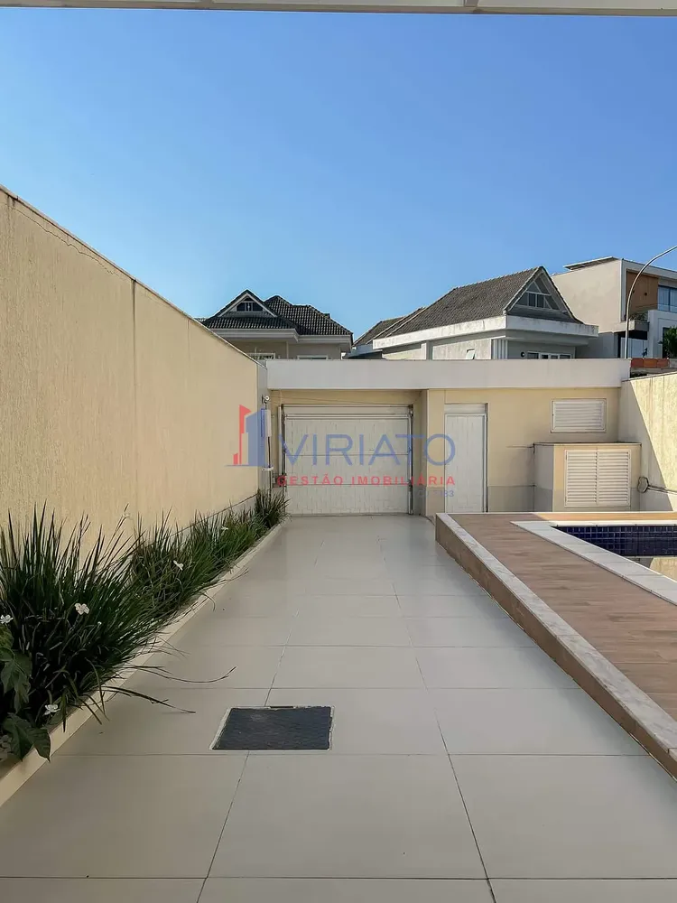 Casa, 4 quartos, 260 m² - Foto 2