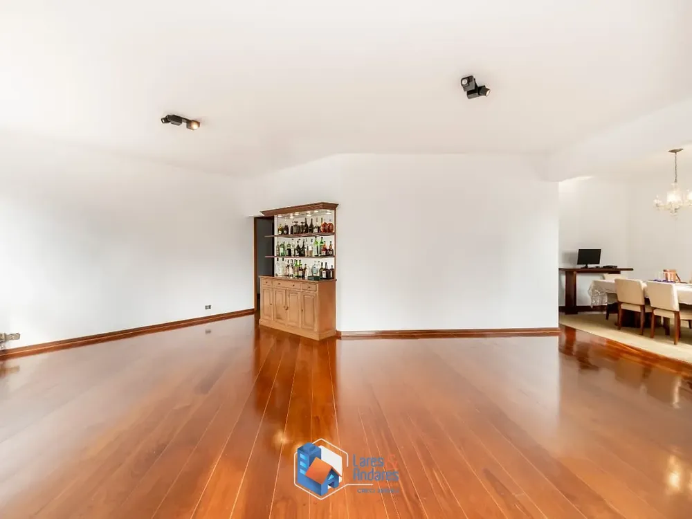 Apartamento, 4 quartos, 244 m² - Foto 2