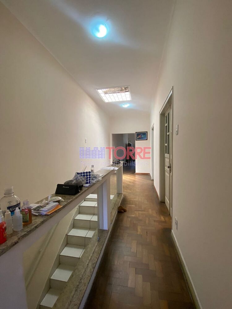 Apartamento à venda com 3 quartos, 242m² - Foto 3