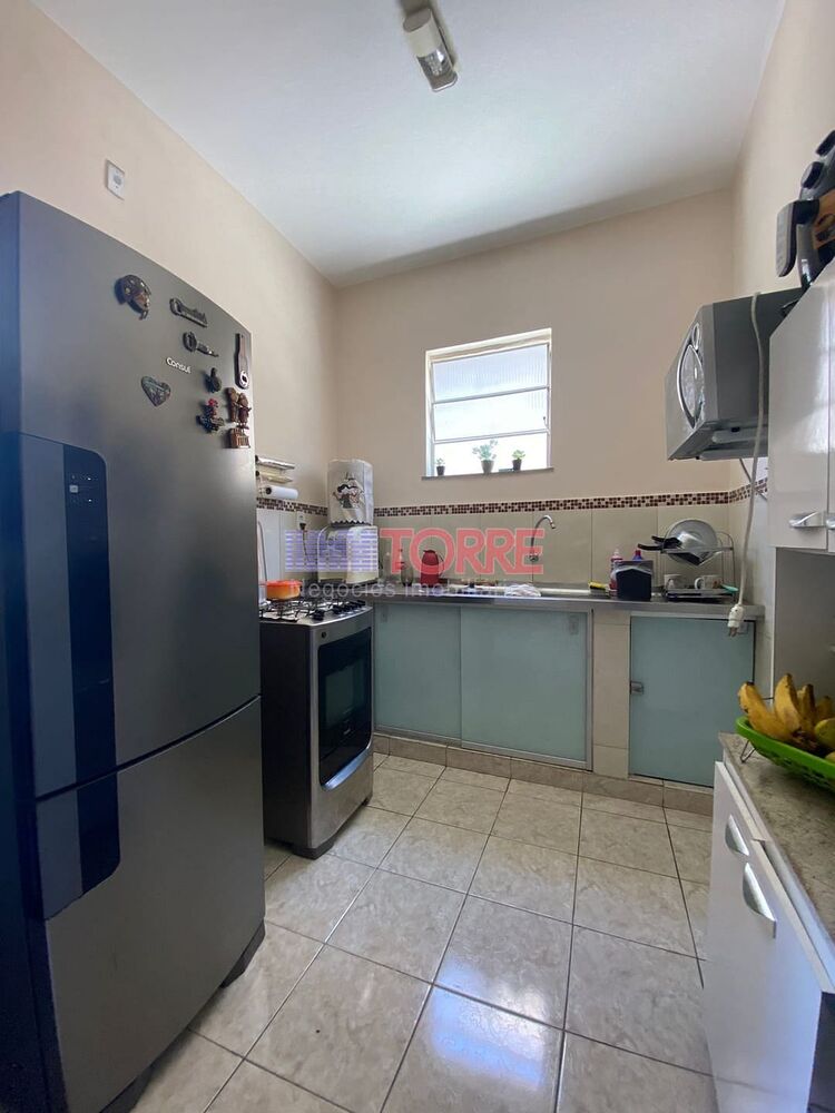 Apartamento à venda com 3 quartos, 242m² - Foto 7