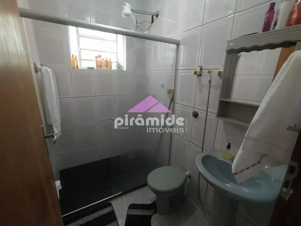Casa, 3 quartos, 184 m² - Foto 2