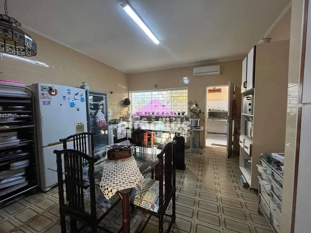 Casa, 3 quartos, 300 m² - Foto 7