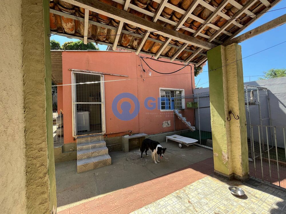 Casa à venda com 4 quartos, 215m² - Foto 6