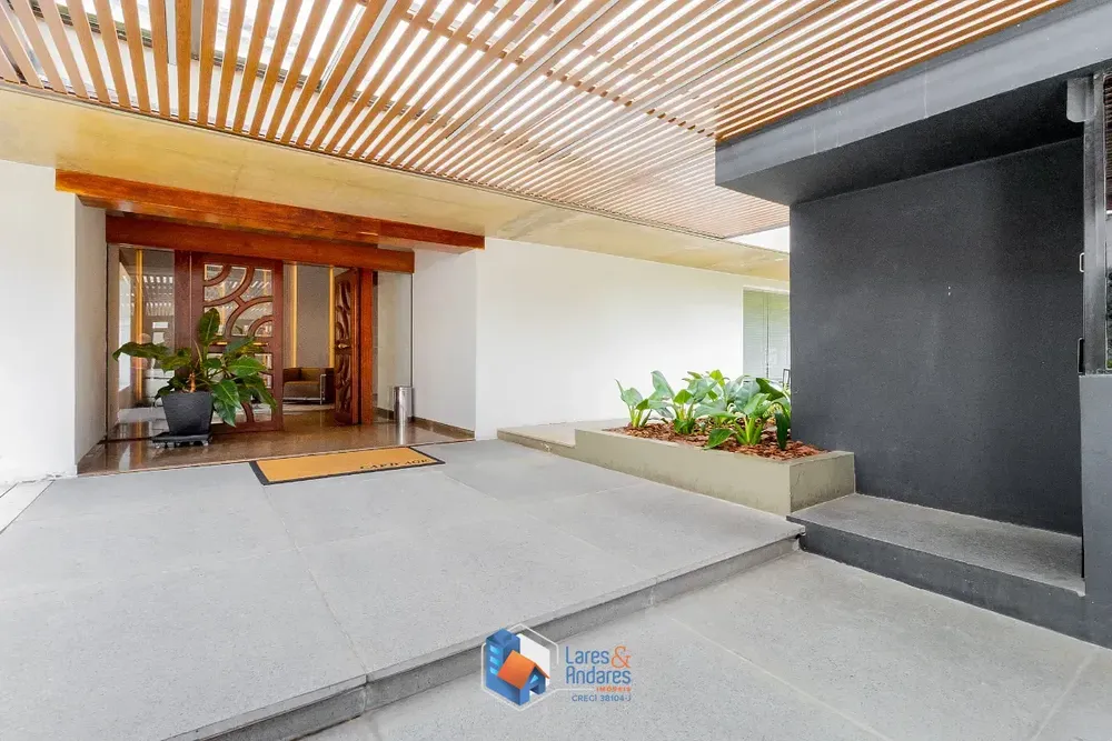 Apartamento, 3 quartos, 236 m² - Foto 2