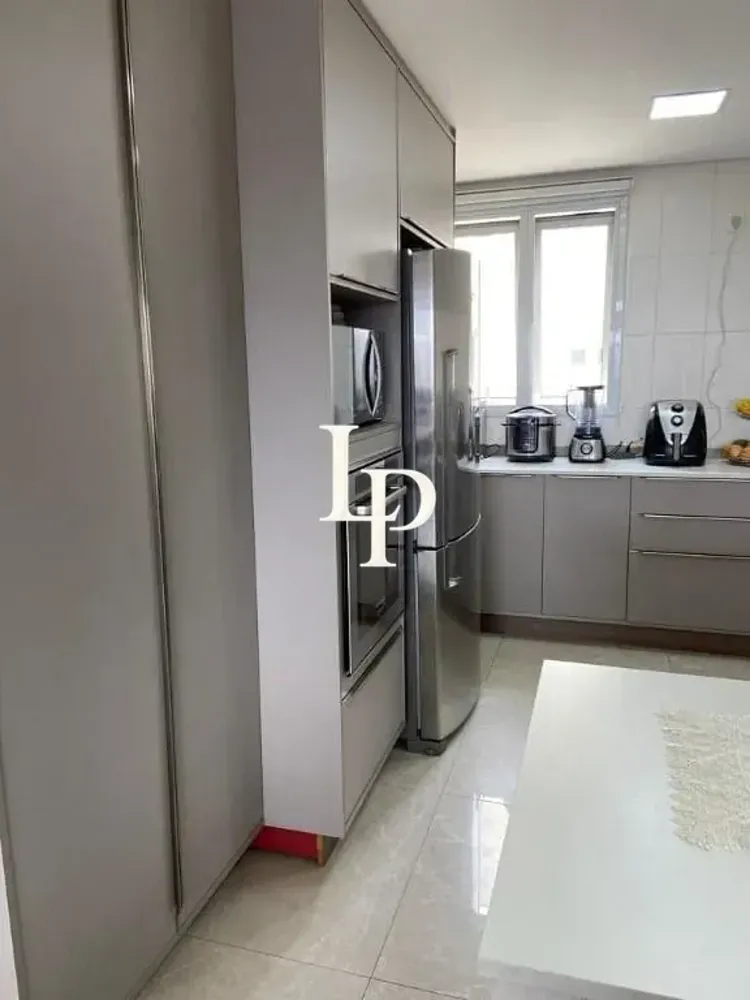 Apartamento, 3 quartos, 128 m² - Foto 2