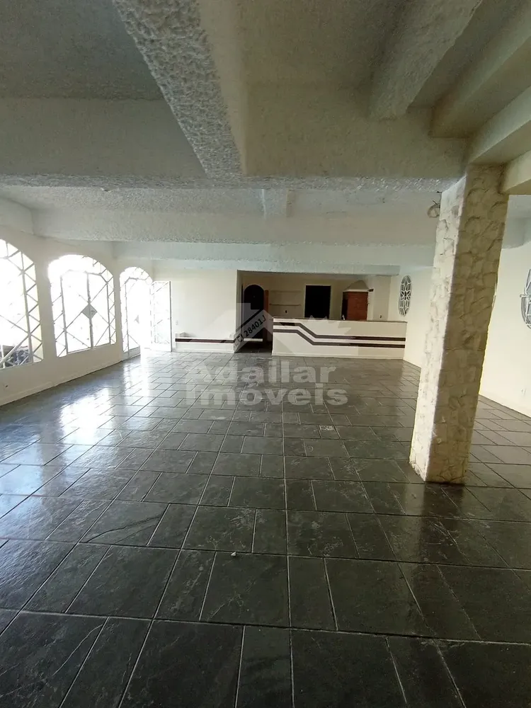 Casa, 1 quarto, 608 m² - Foto 2