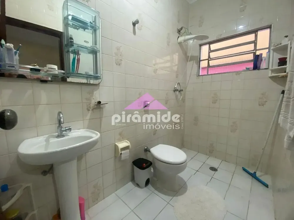 Casa, 3 quartos, 190 m² - Foto 2