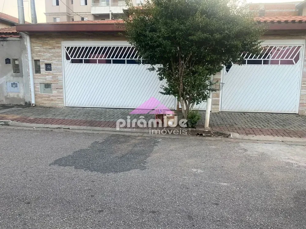 Casa, 3 quartos, 190 m² - Foto 1