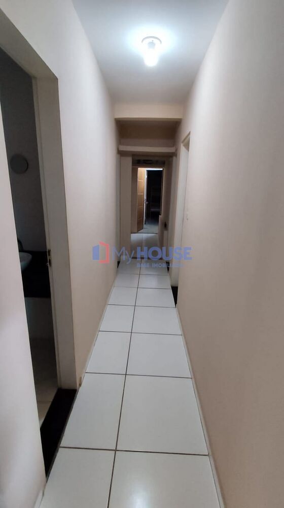 Casa à venda com 1 quarto, 200m² - Foto 10