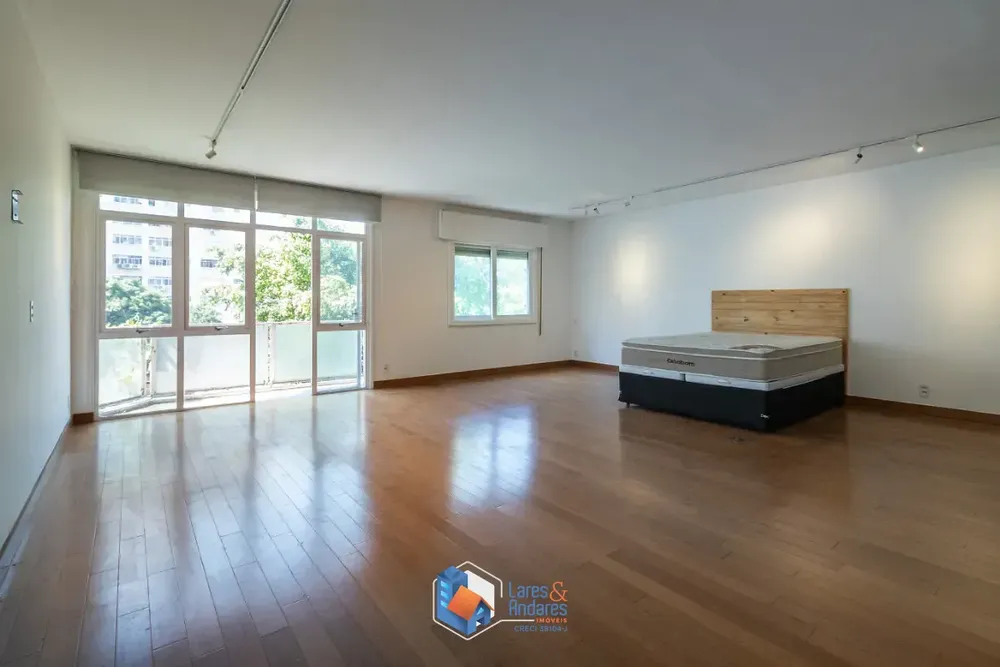 Apartamento, 1 quarto, 90 m² - Foto 1