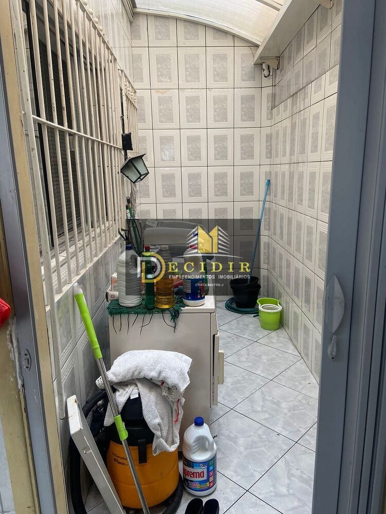 Casa à venda com 3 quartos, 100m² - Foto 7