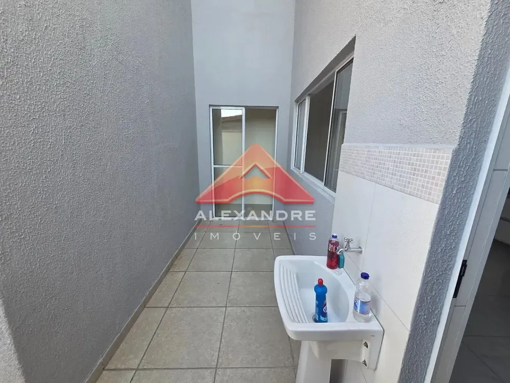Casa, 4 quartos, 186 m² - Foto 1