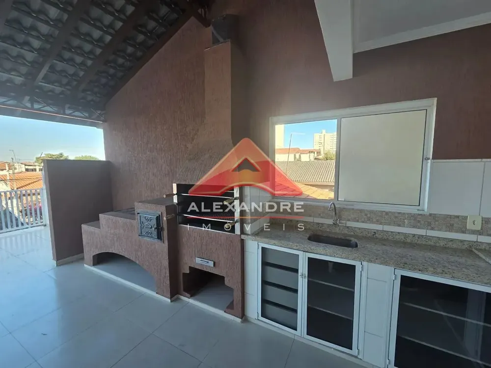 Casa, 4 quartos, 186 m² - Foto 2