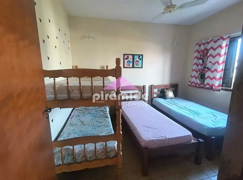 Casa, 3 quartos, 199 m² - Foto 1