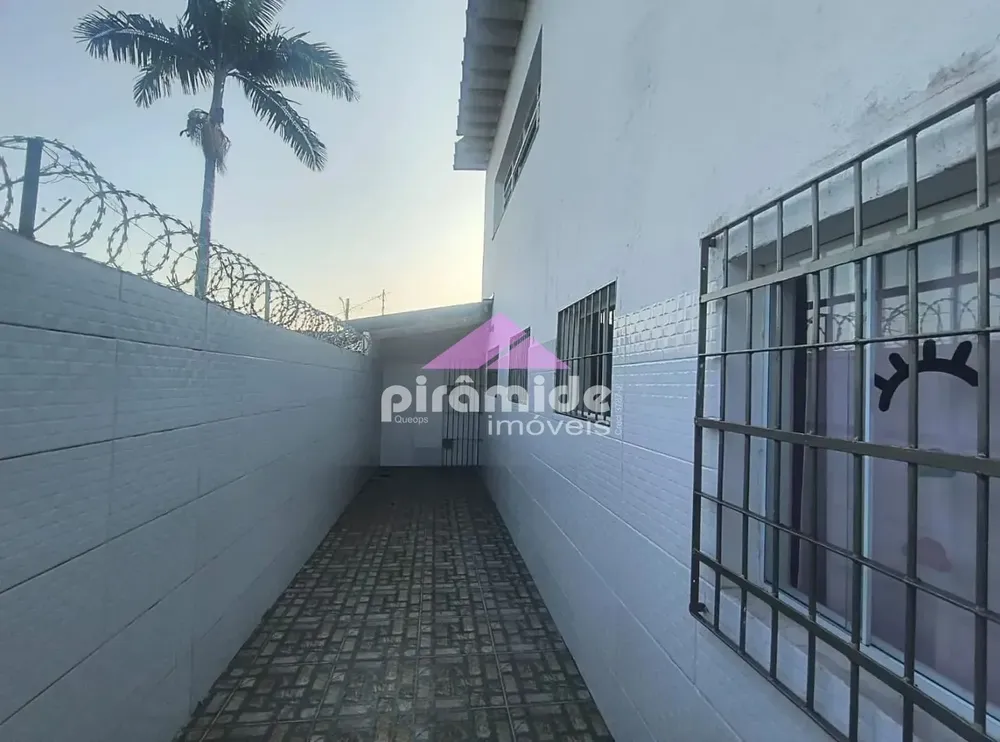 Casa, 3 quartos, 199 m² - Foto 3