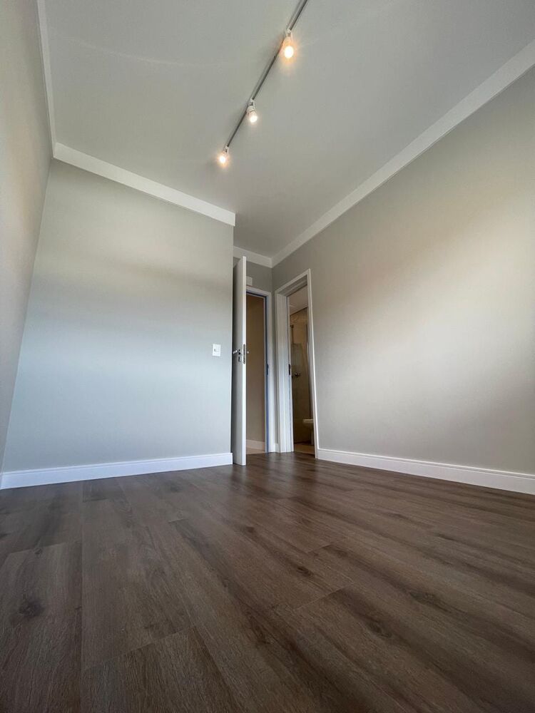 Apartamento à venda com 3 quartos, 116m² - Foto 4