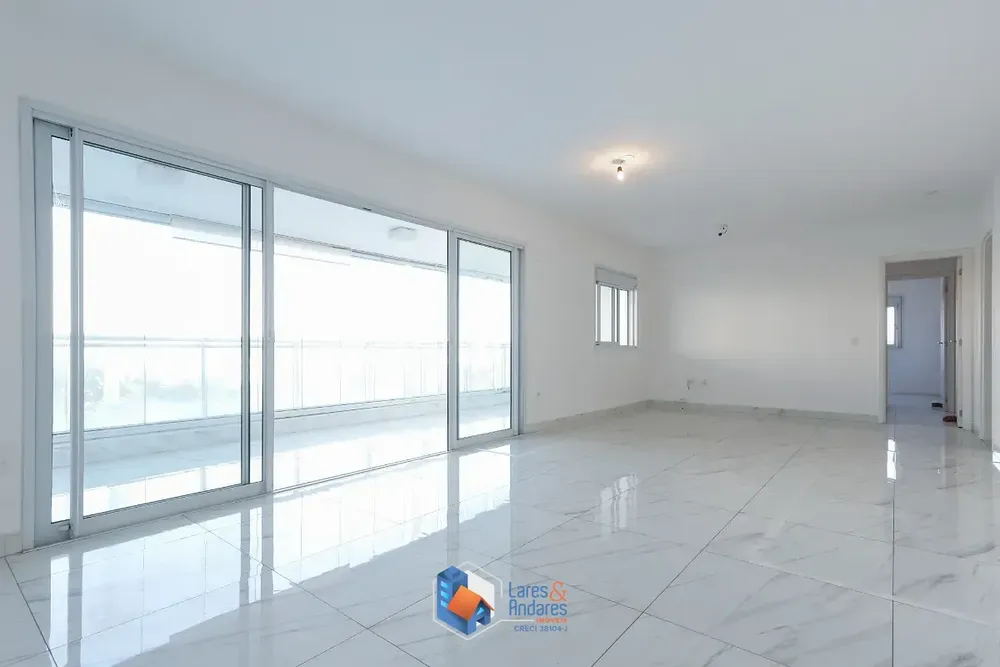 Apartamento, 3 quartos, 159 m² - Foto 1