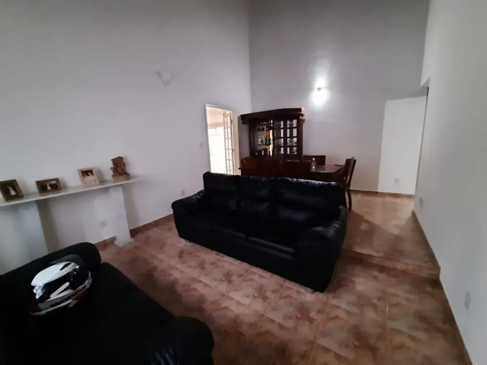 Casa, 4 quartos, 180 m² - Foto 2