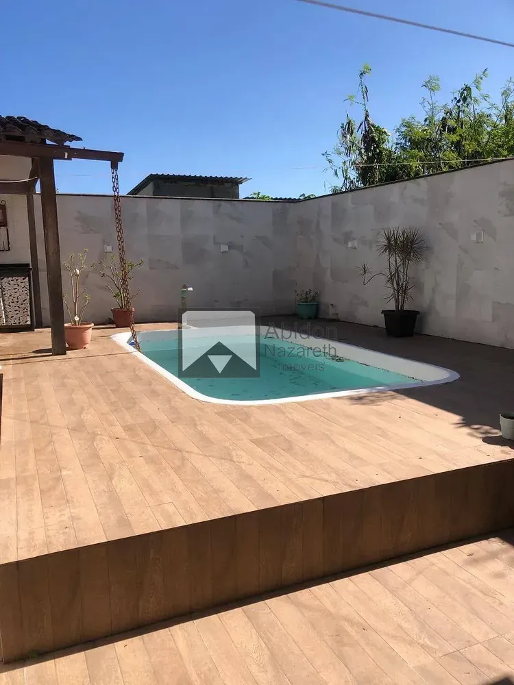 Casa, 4 quartos, 169 m² - Foto 1