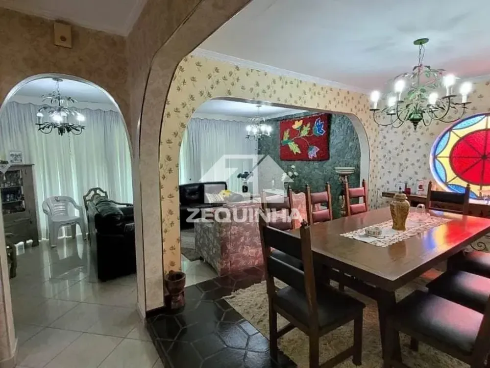 Casa, 4 quartos, 360 m² - Foto 2