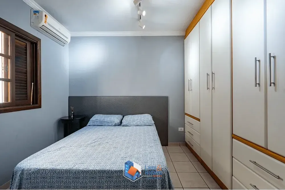 Casa, 3 quartos, 128 m² - Foto 2