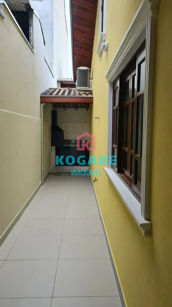 Casa, 3 quartos, 135 m² - Foto 1