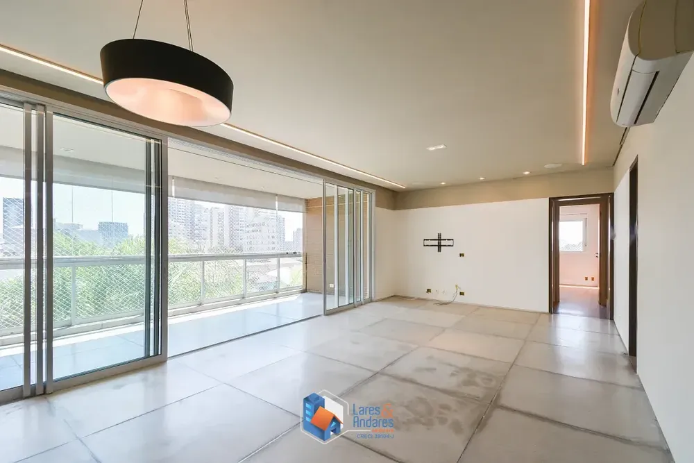 Apartamento, 3 quartos, 137 m² - Foto 1