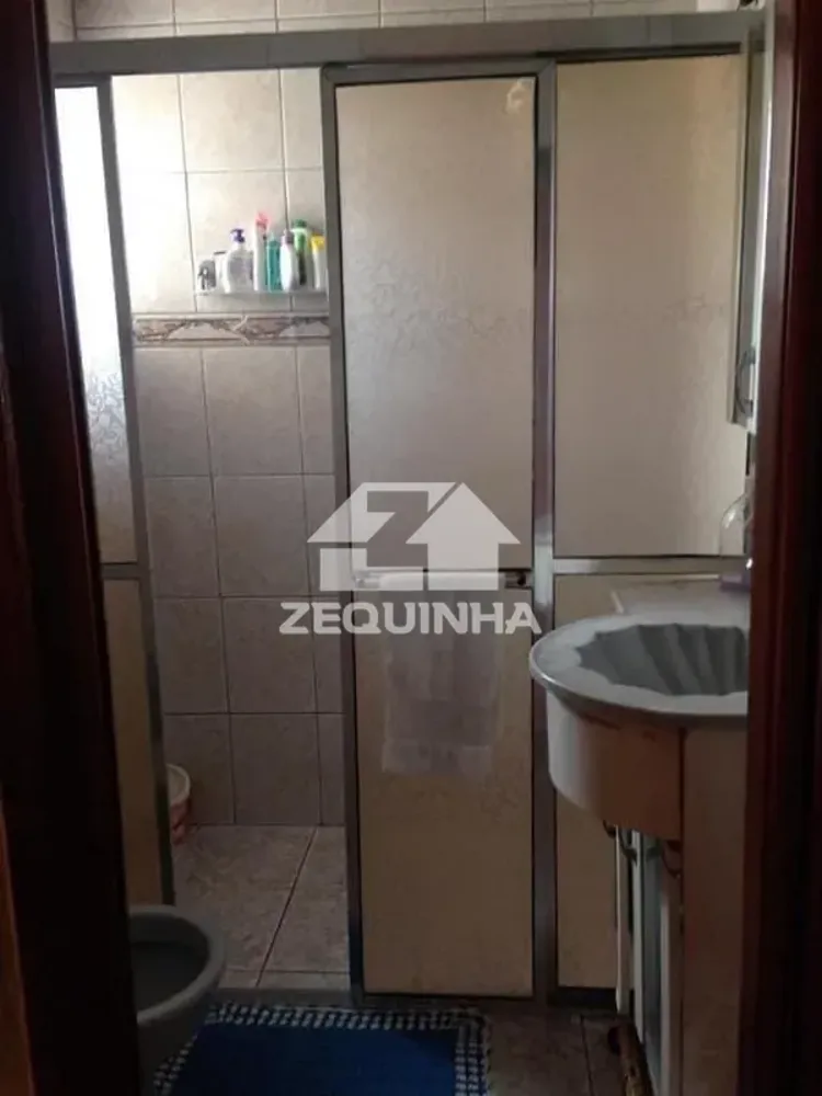 Casa, 4 quartos, 186 m² - Foto 2