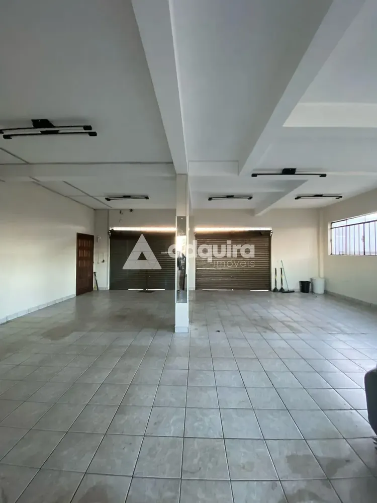 Casa, 1 quarto, 230 m² - Foto 2