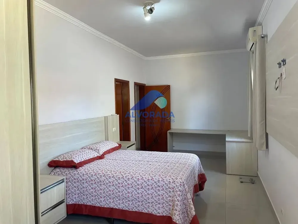 Sobrado, 3 quartos, 316 m² - Foto 4