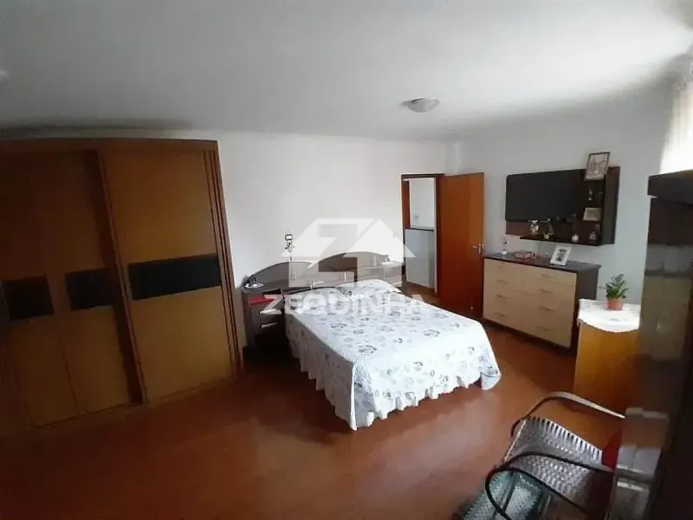 Casa, 4 quartos, 304 m² - Foto 4
