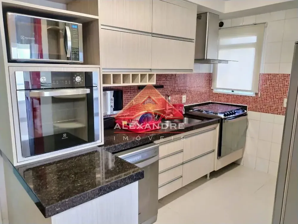 Apartamento, 4 quartos, 194 m² - Foto 1