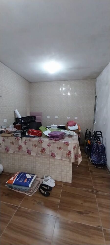Casa à venda com 2 quartos, 70m² - Foto 4