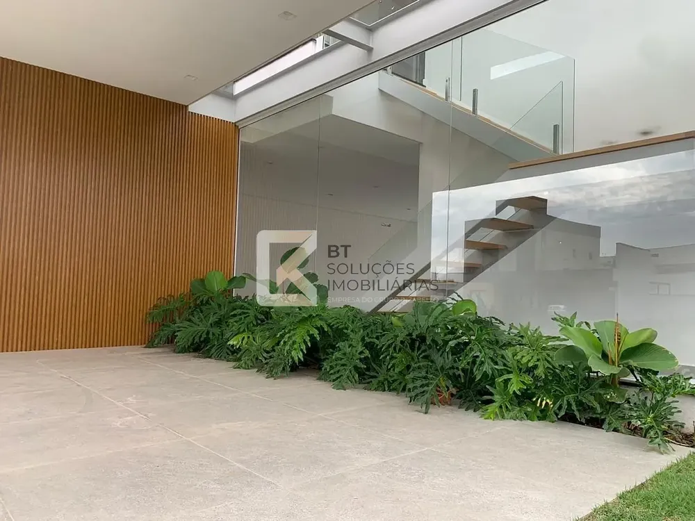 Casa, 3 quartos, 259 m² - Foto 2
