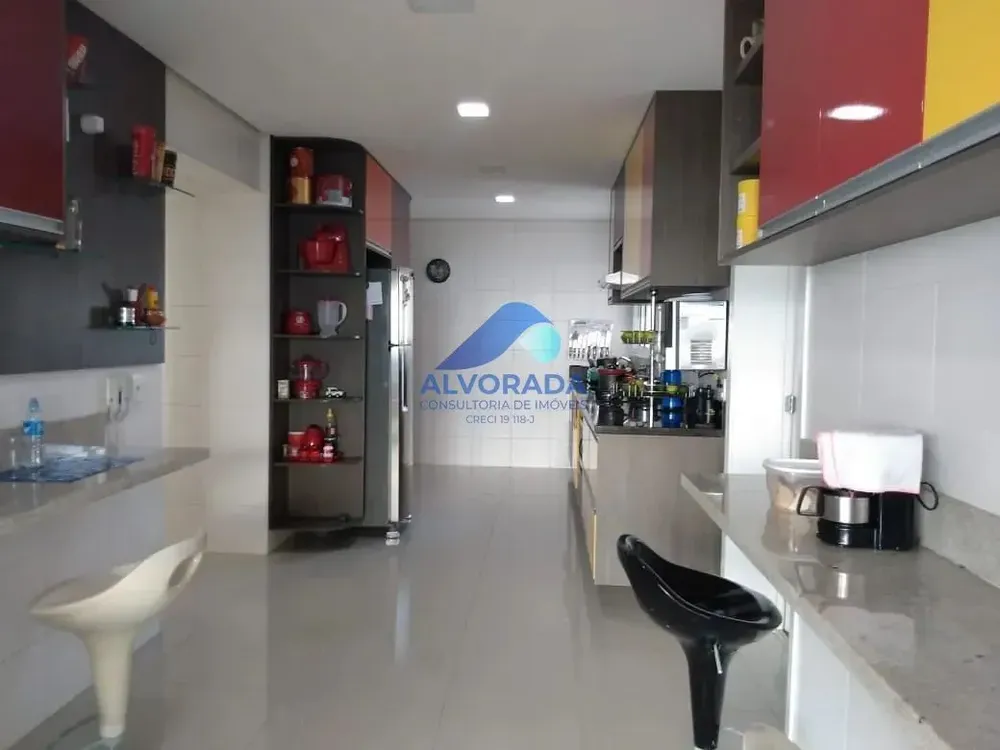 Apartamento, 4 quartos, 245 m² - Foto 2