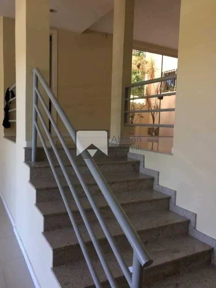 Casa, 4 quartos, 270 m² - Foto 15