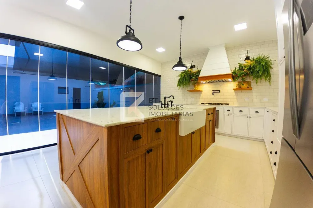 Casa, 3 quartos, 190 m² - Foto 4