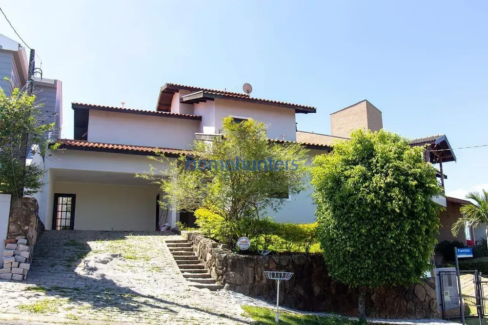 Casa, 4 quartos, 231 m² - Foto 1