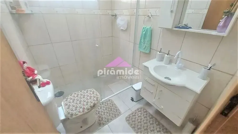 Casa, 6 quartos, 154 m² - Foto 2