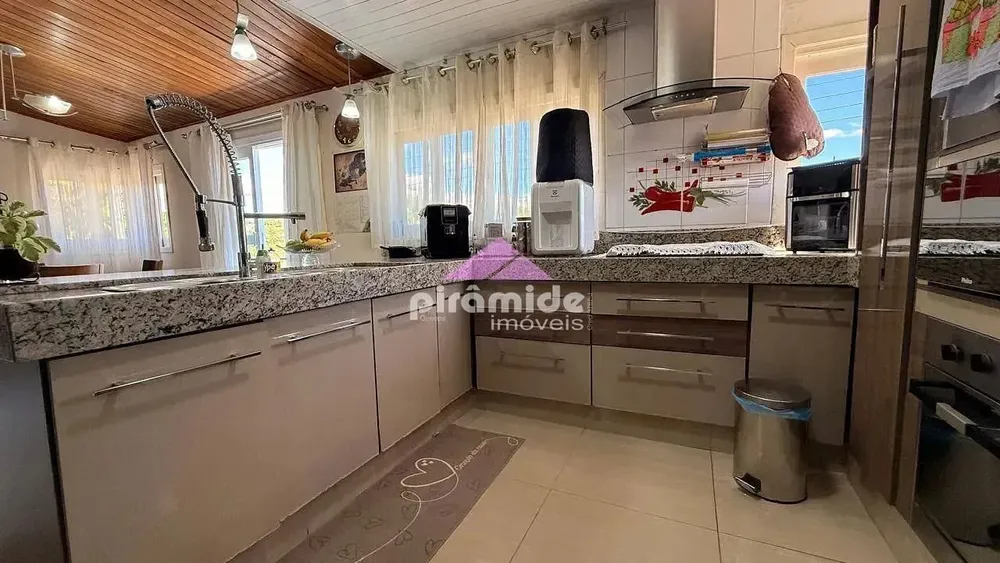 Casa, 3 quartos, 396 m² - Foto 8
