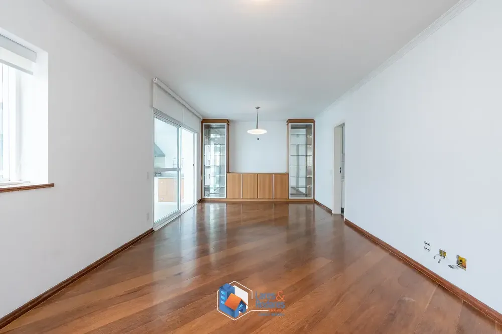 Apartamento, 3 quartos, 154 m² - Foto 2