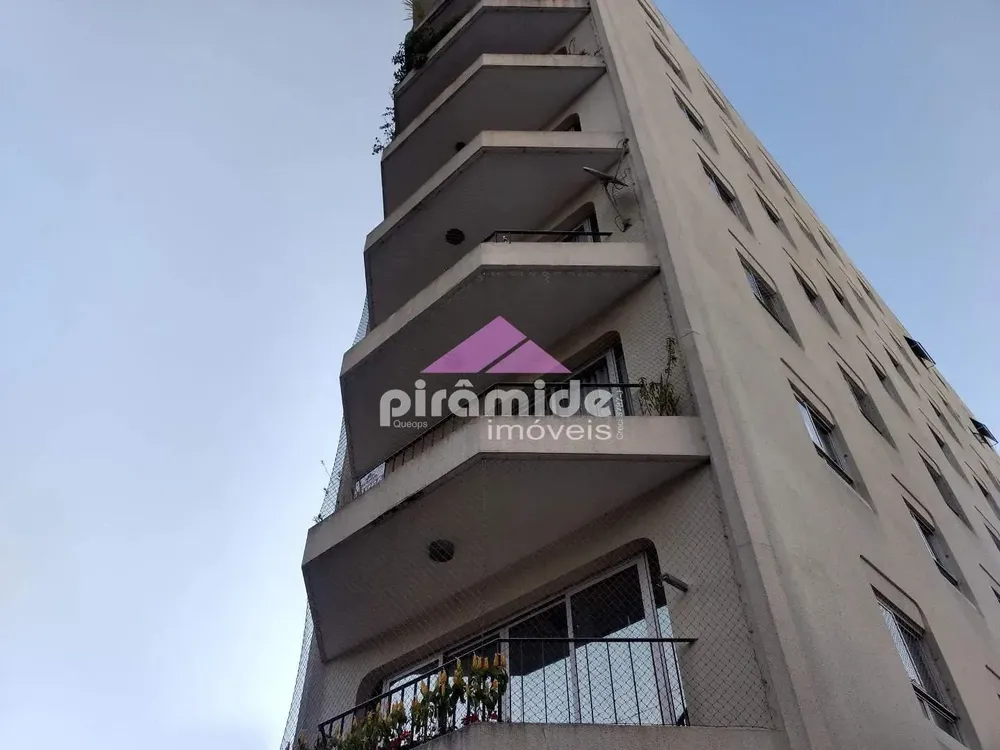 Apartamento, 3 quartos, 138 m² - Foto 2