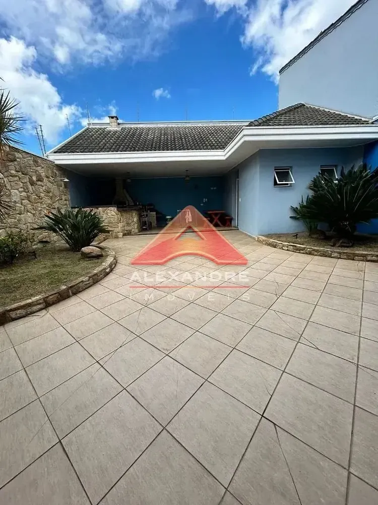 Casa, 4 quartos, 263 m² - Foto 2